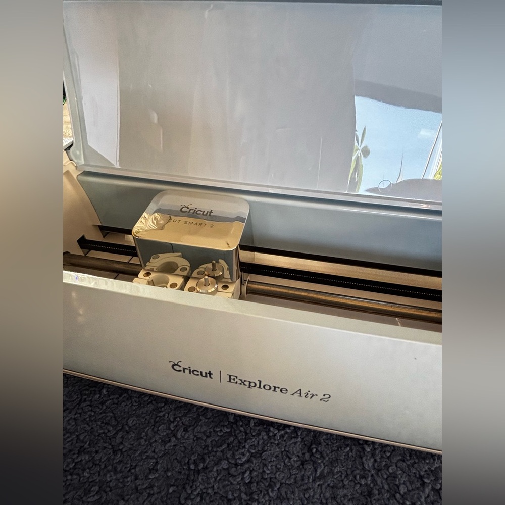 Cricut Explore Air 2 in Light Blue